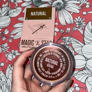 SOLD* Jeffree Star Luminous Setting Powder NIB⭐️